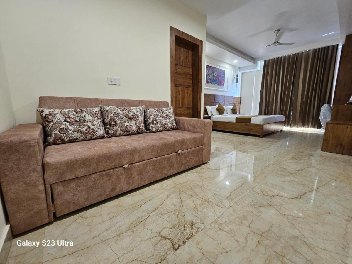 Hotel Nirvana Bliss, Behind Parmarth Niketan Rishīkesh Buitenkant foto