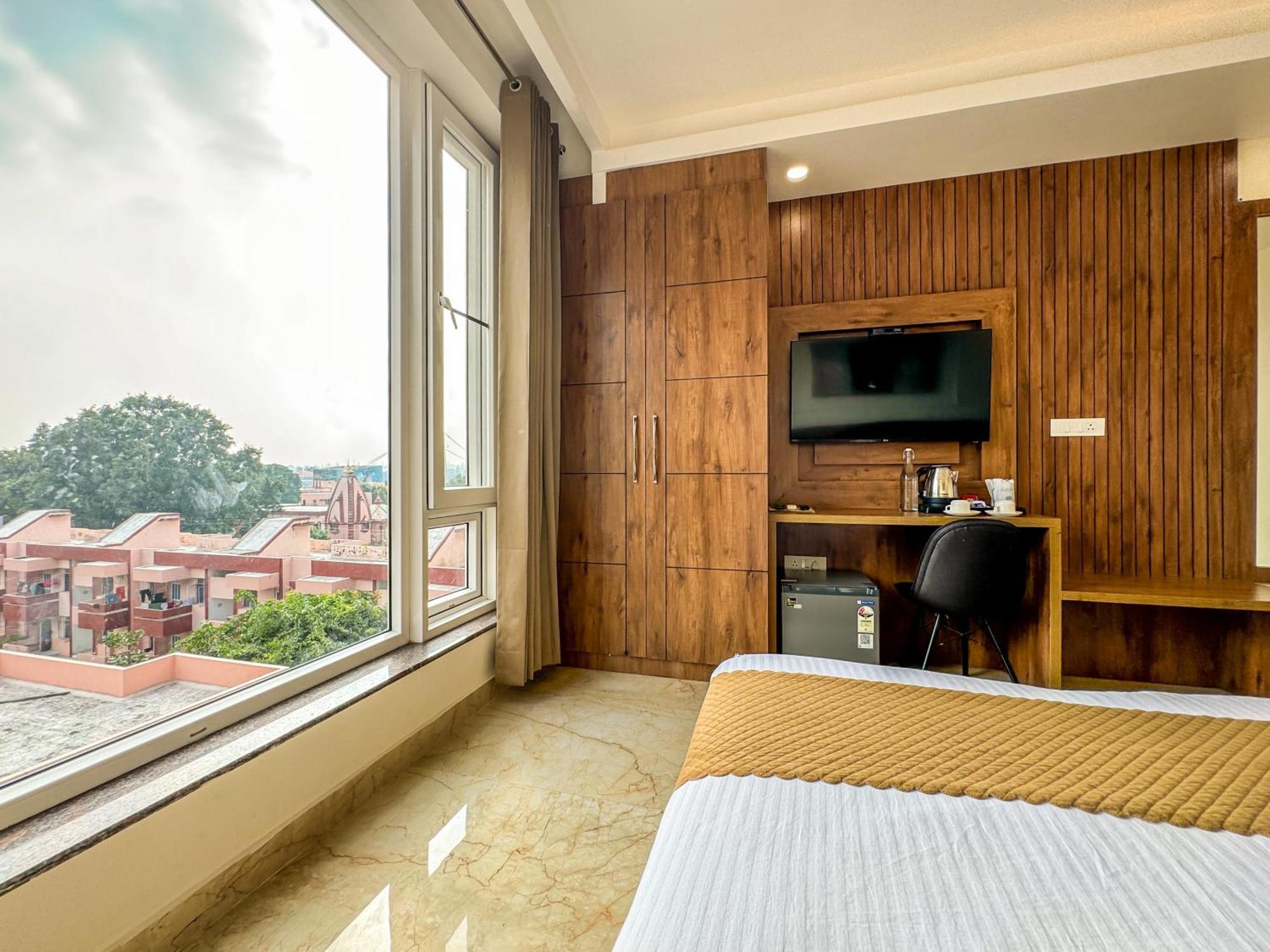 Hotel Nirvana Bliss, Behind Parmarth Niketan Rishīkesh Buitenkant foto